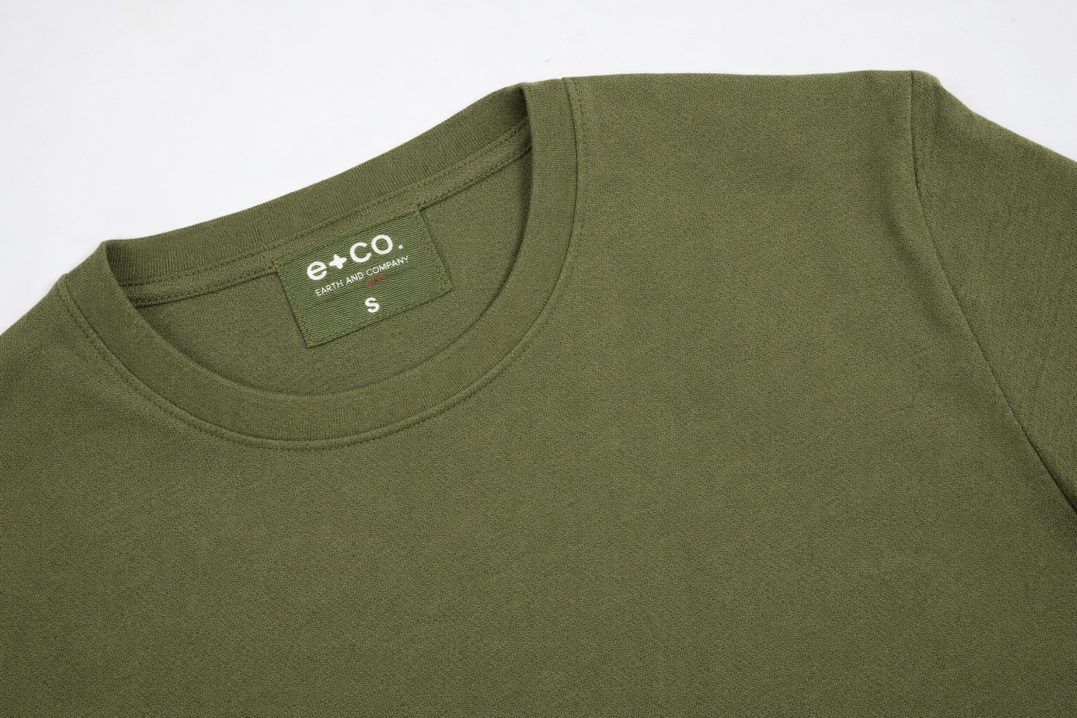 Playera Cuello Redondo Hombre — 50% Poliester 50% Algodón — 190 g/m²