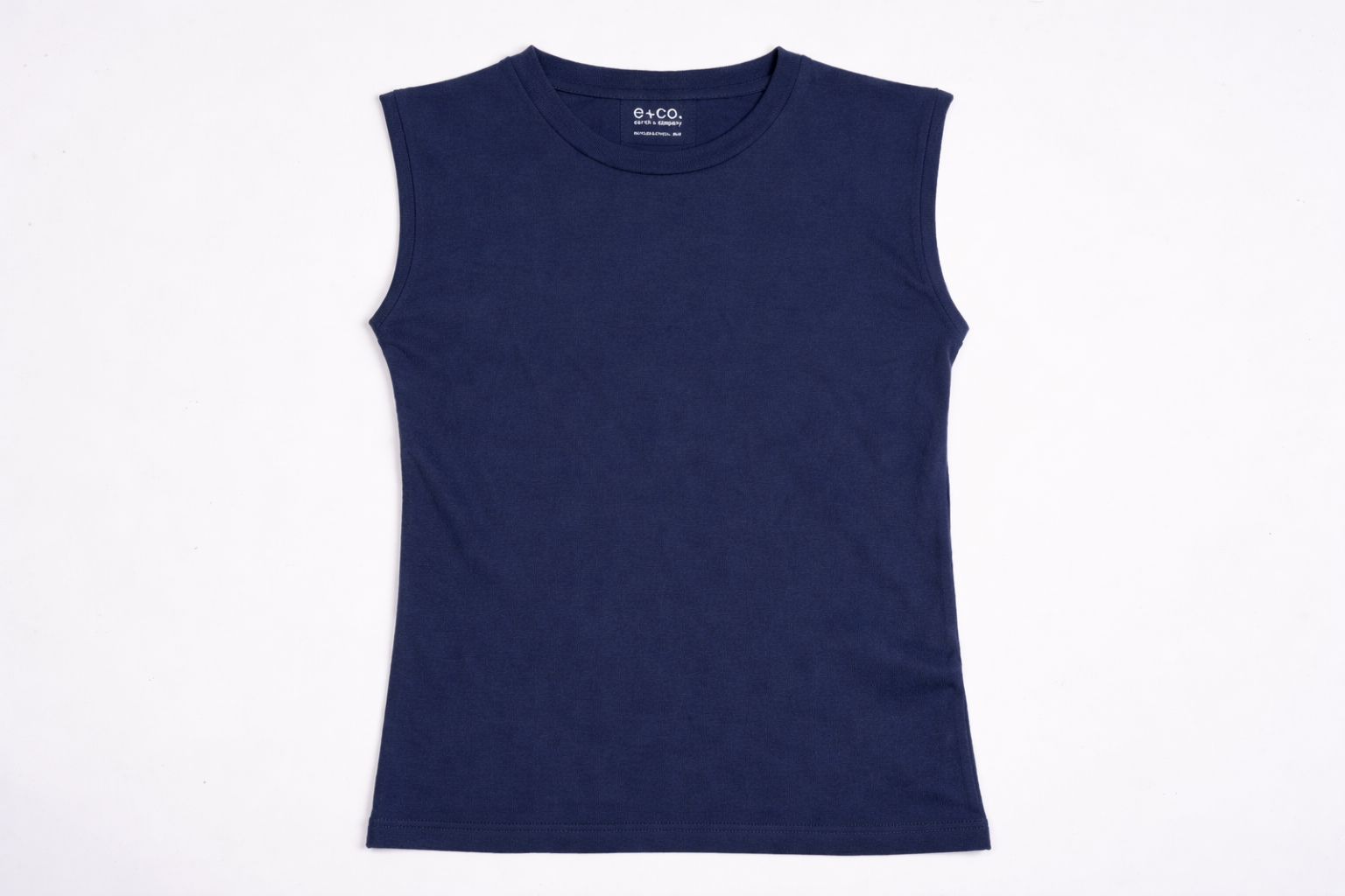 Playera Fenti Mujer — 50% PET Reciclado 47% Algodón Reciclado 3% otras fibras Recicladas — 185 g/m²