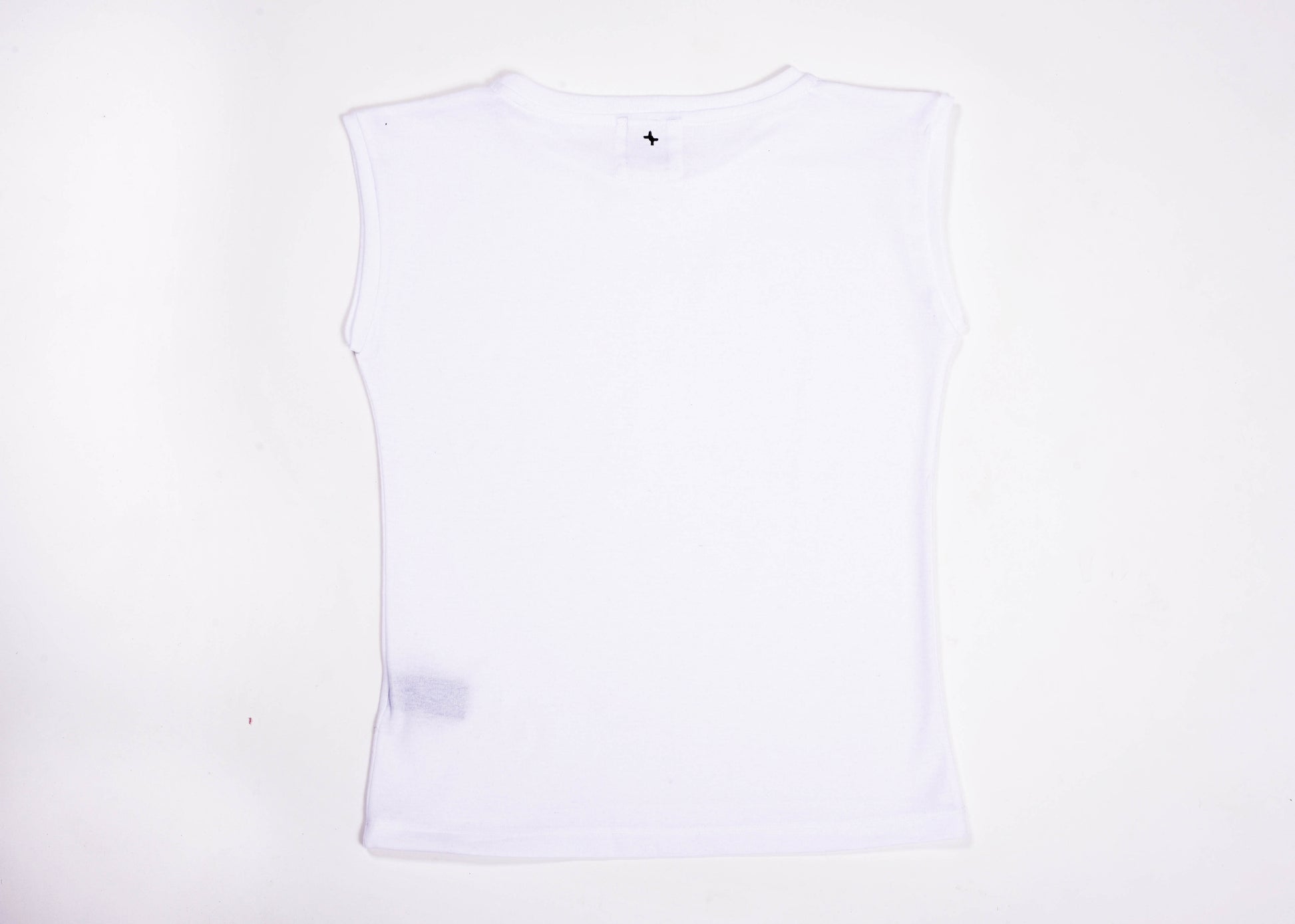 Playera Fenti Mujer — 50% PET Reciclado 47% Algodón Reciclado 3% otras fibras Recicladas — 165 g/m²