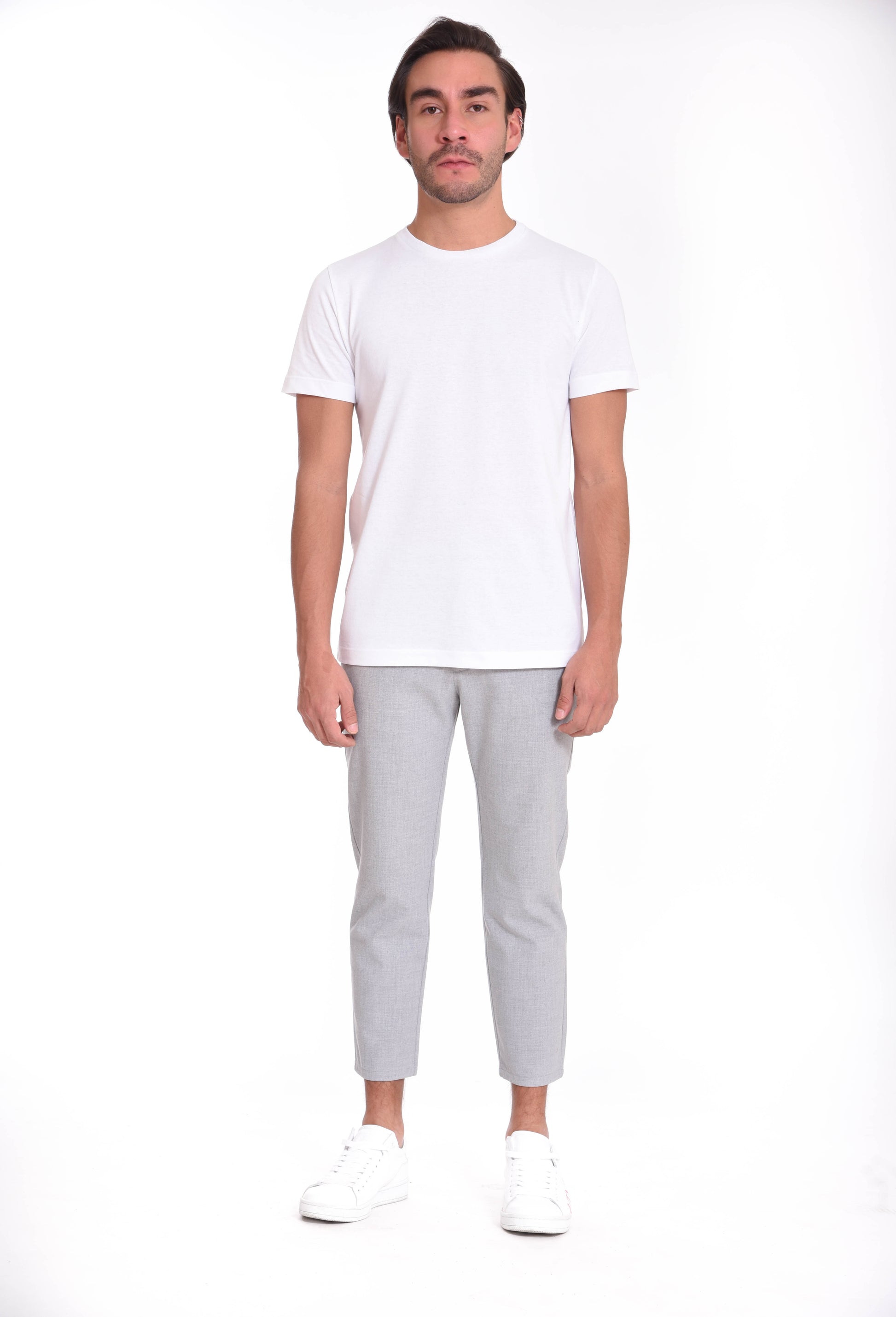 Playera Cuello Redondo Hombre — 50% PET Reciclado 47% Algodón Reciclado 3% otras fibras Recicladas — 165 g/m²