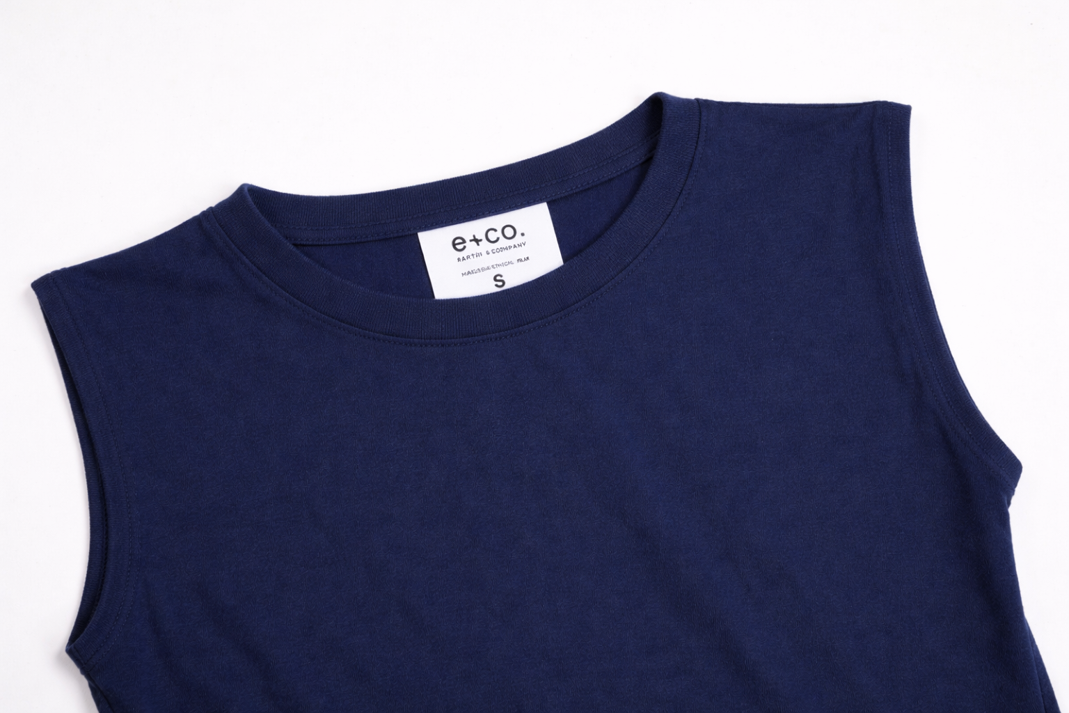 Playera Fenti Mujer — 50% PET Reciclado 47% Algodón Reciclado 3% otras fibras Recicladas — 185 g/m²