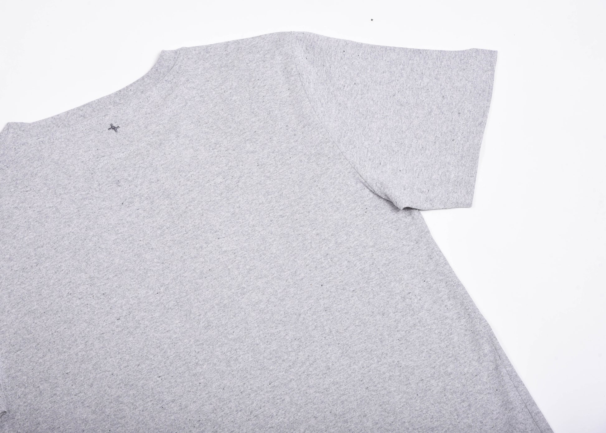 Playera Cuello Redondo Hombre — 50% Algodón Reciclado 50% Algodón Orgánica — 165 g/m²