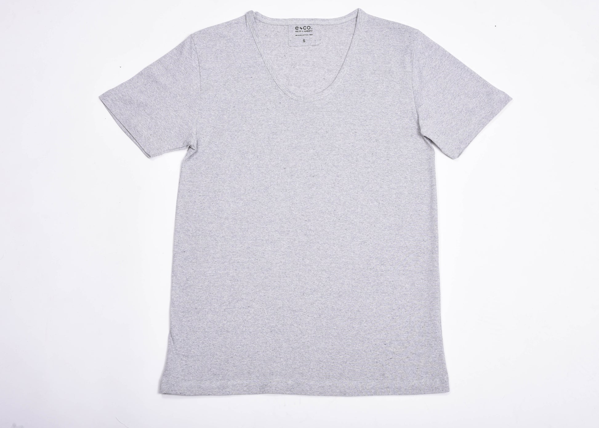 Playera Cuello U Hombre — 50% Algodón 40% Poliester 10% Poliester Negro — 190 g/m²