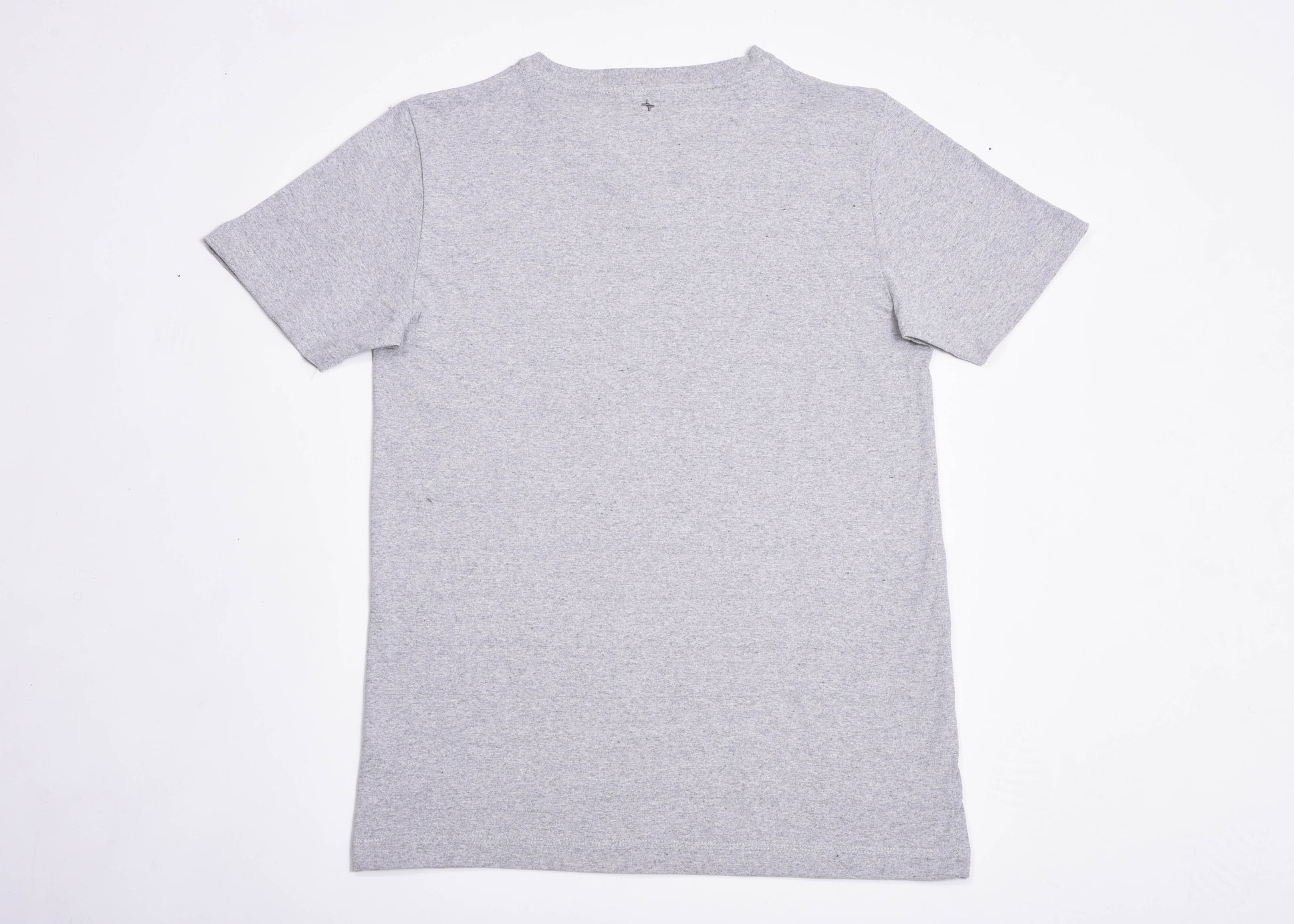 Playera Cuello U Hombre — 50% Algodón 40% Poliester 10% Poliester Negro — 190 g/m²