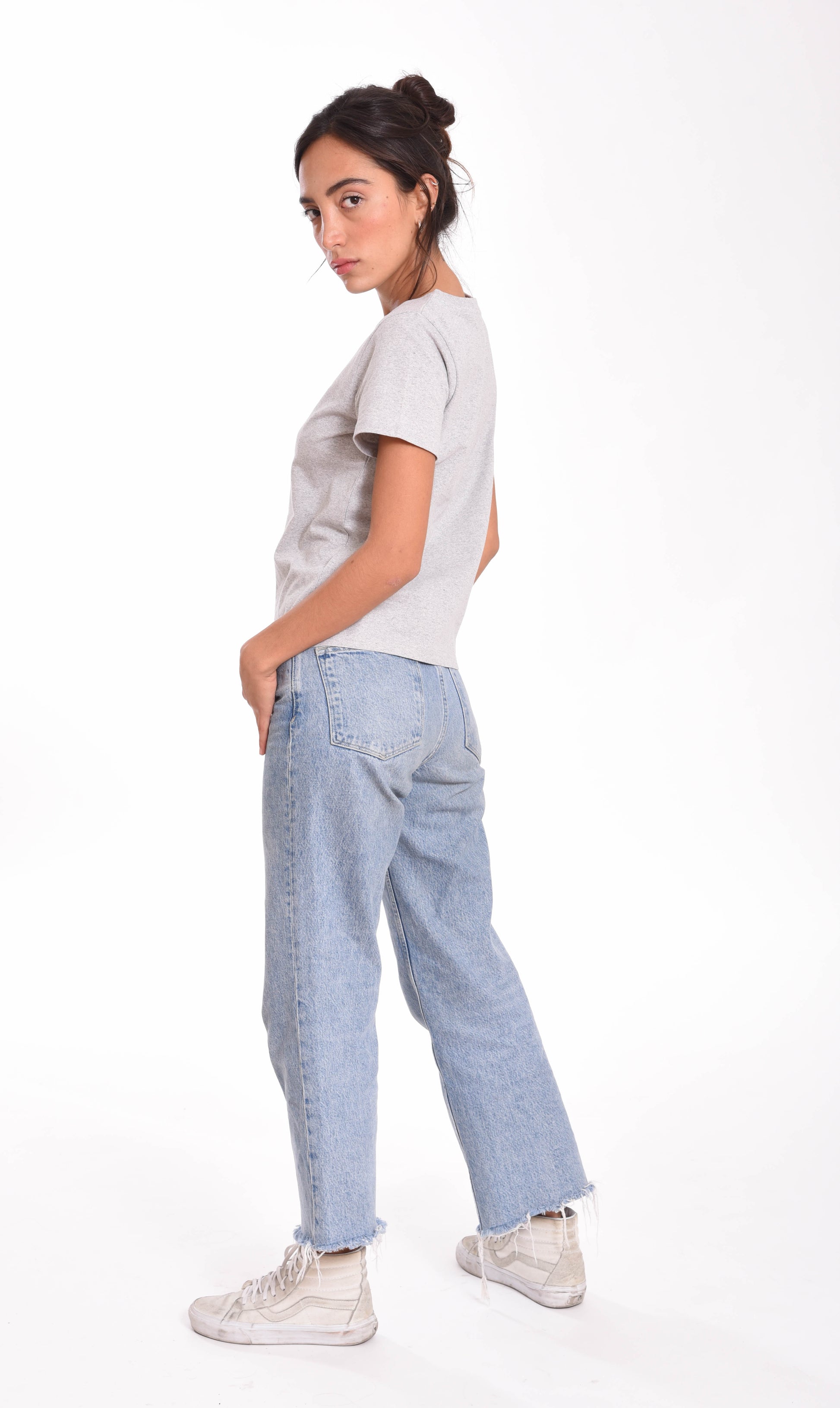 Playera Cuello Redondo Mujer — 50% Algodón 40% Poliester 10% Poliester Negro — 190 g/m²